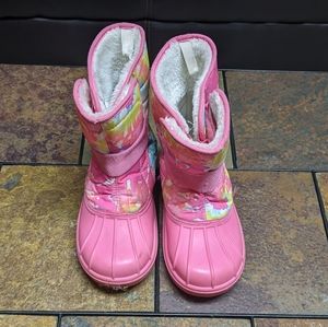 Girl's snow boots Size 13